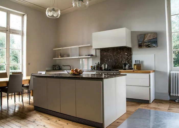 Ferienhaus Charming With Pool Near Toulouse Flourens